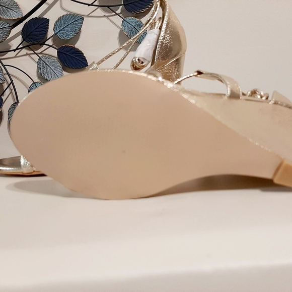 High Sandals - Picture 3 of 4